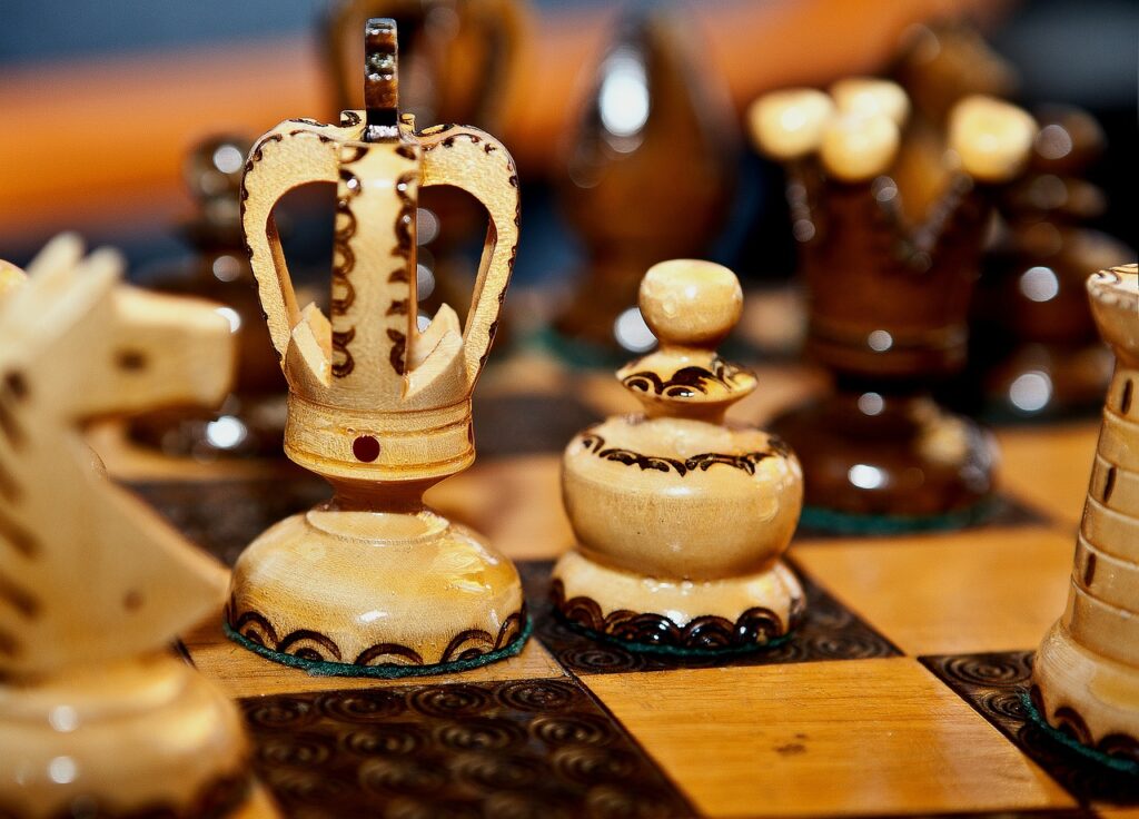 chess, wooden chess, chess rzeżbione