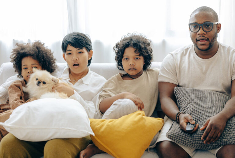 What Are You Watching? [Why You Need “Attention Diet” And How To Start] 1