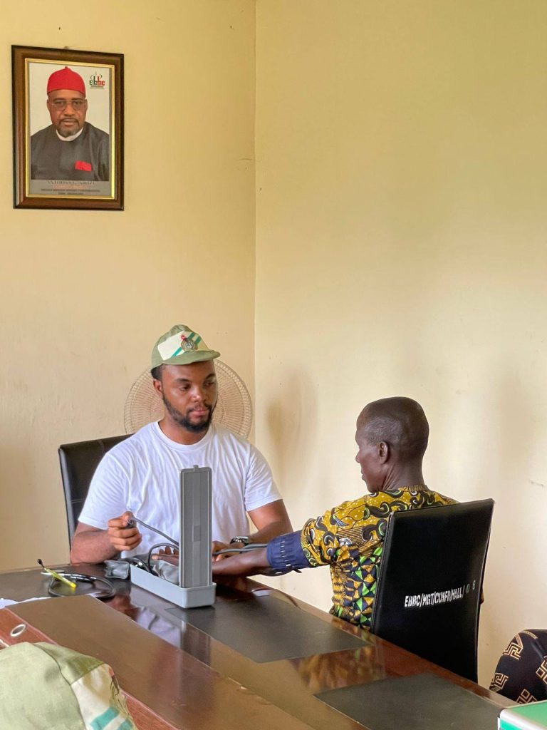 Nwankwo Henry Eziefule at a CDS group educating the staff of Ebonyi Broadcasting Corporation on stress management and carrying out a screening for hypertension and diabetes NCDs